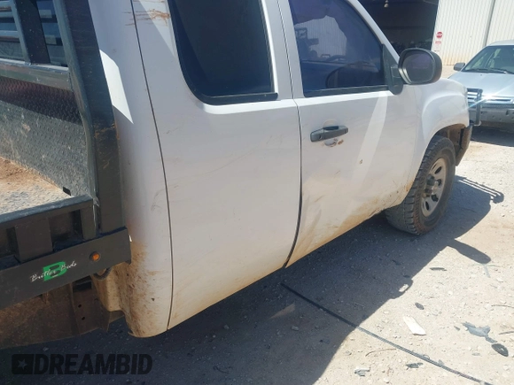 2010 GMC Sierra 1500 with VIN 1GTSKTE08AZ259166, listed as a IAAI auction lot 41846661 with 173,870 mi miles and . Bid and sale history available at DreamBid. Image 6.