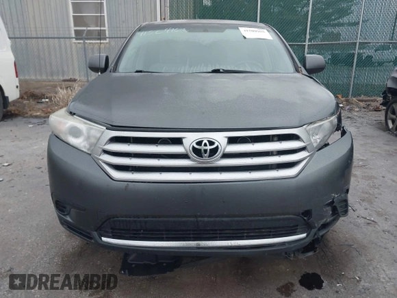 2011 Toyota Highlander z VIN 5TDBK3EHXBS080409, wystawiony jako IAAI lot #41509905 z przebiegiem 201 620 mil mil oraz . Historia ofert i sprzedaży dostępna na DreamBid. Obrazek 12.