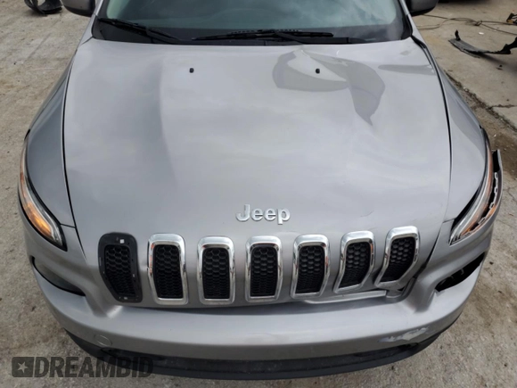 2017 Jeep Cherokee Latitude with VIN 1C4PJMCBXHW562996, listed as a Copart auction lot 56532255 with 175,698 mi miles and Salvage title. Bid and sale history available at DreamBid. Image 12.