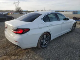 2021 BMW 5 Series 530i xDrive with VIN WBA13BJ09MWW90983, listed as a Copart auction lot 46857235 with 34,831 mi miles and Salvage Title. Bid and sale history available at carsss.com. Image 3.