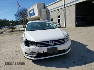 2015 Volkswagen Passat SE with VIN 1VWBS7A36FC005034, listed as a Copart auction lot 47081545 with 147,810 mi miles and Salvage title. Bid and sale history available at DreamBid. Image 10.