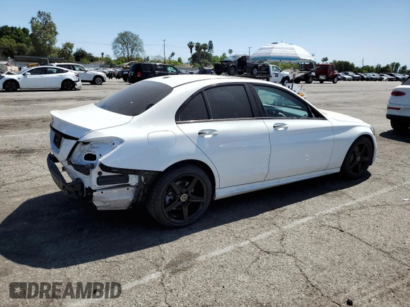 2019 Mercedes-Benz C 300 с VIN 55SWF8DB9KU313733, выставлен на аукционе Copart как лот 57355745 с пробегом 42 301 миль миль и Списание • Salvage title. История ставок и продаж доступна на DreamBid. Изображение 3.