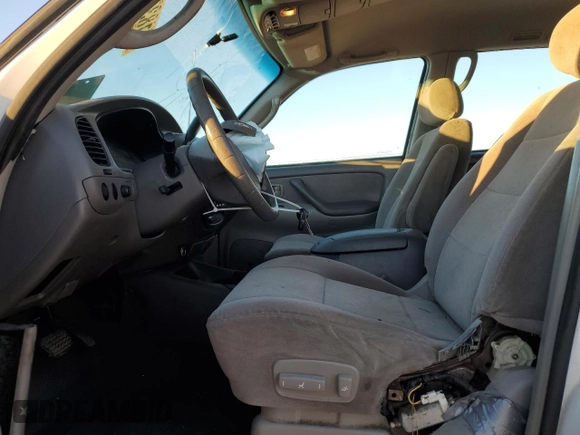 2003 Toyota Sequoia SR5 with VIN 5TDZT34A03S142885, listed as a Copart auction lot 81837774 with 194,352 mi miles and Salvage Title. Bid and sale history available at DreamBid. Image 7.