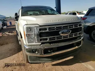 2023 Ford F-250 XL with VIN 1FT7W2BN7PED35643, listed as a Copart auction lot 51082815 with 58,614 mi miles and Salvage Title. Bid and sale history available at DreamBid. Image 11.