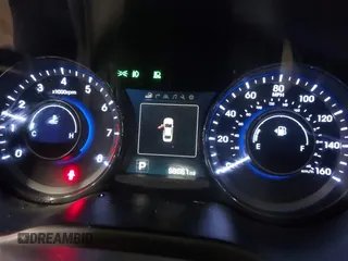 2015 Hyundai Azera Limited z VIN KMHFH4JG2FA432545, wystawiony jako IAAI lot #41329236 z przebiegiem 98 661 mil mil oraz . Historia ofert i sprzedaży dostępna na DreamBid. Obrazek 7.