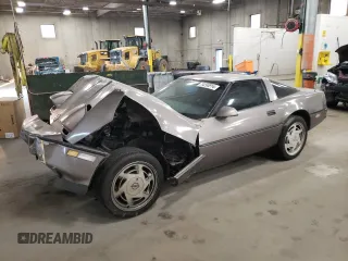 1989 Chevrolet Corvette with VIN 1G1YY2180K5102313, listed as a Copart auction lot 74293914 with 0 mi miles and Salvage Title. Bid and sale history available at carsss.com. Image 1.