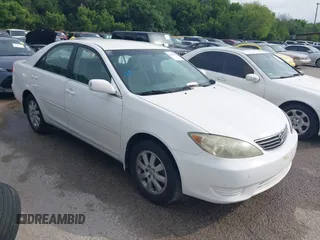 2005 Toyota Camry LE with VIN 4T1BF32K55U083752, listed as a IAAI auction lot 42145407 with 229,838 mi miles and . Bid and sale history available at DreamBid. Image 1.