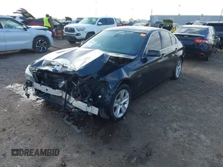 2012 BMW 5 Series 528i with VIN WBAXG5C56CDW92337, listed as a IAAI auction lot 41760655 with 132,272 mi miles. Bid and sale history available at carsss.com. Image 18.