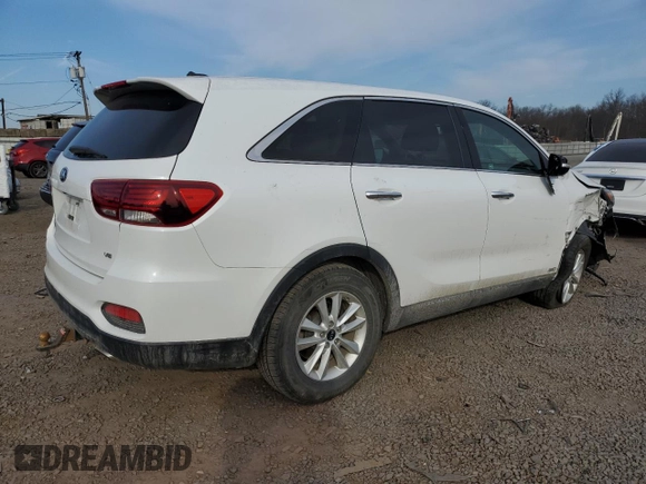 2019 Kia Sorento LX V6 with VIN 5XYPGDA5XKG506332, listed as a Copart auction lot 50985635 with 81,238 mi miles and Salvage Title. Bid and sale history available at carsss.com. Image 3.