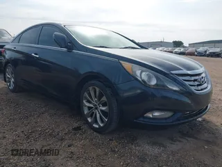 2012 Hyundai Sonata SE with VIN 5NPEC4AB9CH444313, listed as a IAAI auction lot 42068568 with 133,494 mi miles and . Bid and sale history available at carsss.com. Image 1.
