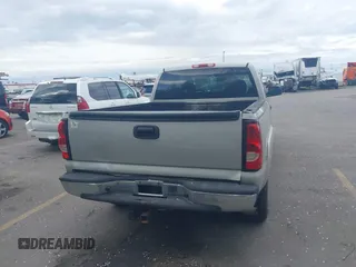 2005 Chevrolet Silverado 1500 Z71 with VIN 1GCEK19Z55Z212497, listed as a IAAI auction lot 42172303 with 322,246 mi miles and . Bid and sale history available at DreamBid. Image 16.
