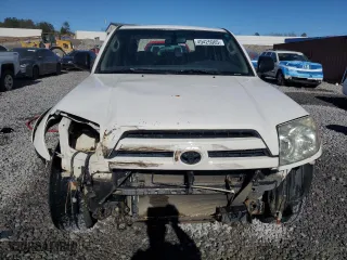 2004 Toyota 4Runner SR5 with VIN JTEZU14R140020415, listed as a Copart auction lot 49425005 with 236,027 mi miles and Salvage Title. Bid and sale history available at carsss.com. Image 5.