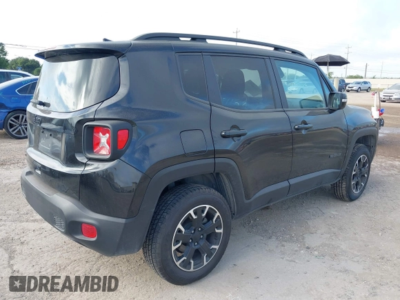 2023 Jeep Renegade Latitude with VIN ZACNJDB13PPP64670, listed as a IAAI auction lot 42578877 with 33,330 mi miles and . Bid and sale history available at DreamBid. Image 4.