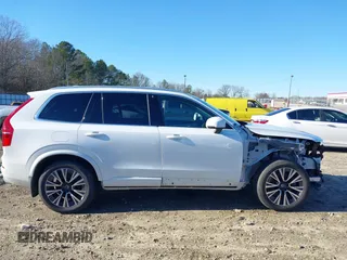 2021 Volvo XC90 Momentum with VIN YV4102PK4M1678500, listed as a IAAI auction lot 41185134 with 54,373 mi miles. Bid and sale history available at carsss.com. Image 14.