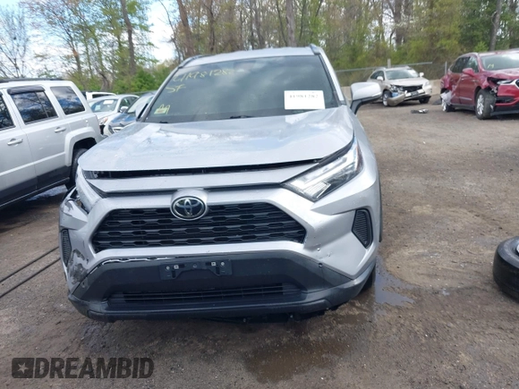 2022 Toyota RAV4 XLE z VIN 2T3P1RFV2NC316877, wystawiony jako IAAI lot #41981282 z przebiegiem 42 955 mil mil oraz . Historia ofert i sprzedaży dostępna na DreamBid. Obrazek 13.