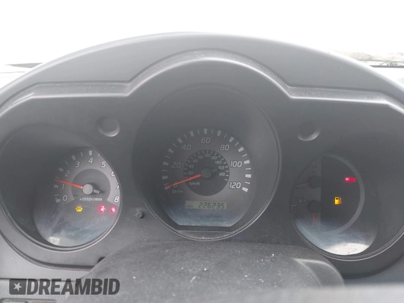 2003 Nissan Xterra XE with VIN 5N1ED28T83C641402, listed as a IAAI auction lot 42213653 with 226,235 mi miles and . Bid and sale history available at DreamBid. Image 7.
