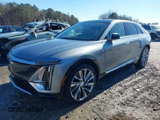 2024 Cadillac LYRIQ Luxury z VIN 1GYKPSRL0RZ127699, wystawiony jako IAAI lot #41358921 z przebiegiem 1114 mil mil oraz . Historia ofert i sprzedaży dostępna na DreamBid. Obrazek 17.