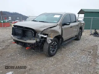 2024 Nissan Titan Pro-4X z VIN 1N6AA1ED0RN114614, wystawiony jako IAAI lot #41548196 z przebiegiem 3 405 mil mil oraz . Historia ofert i sprzedaży dostępna na DreamBid. Obrazek 18.
