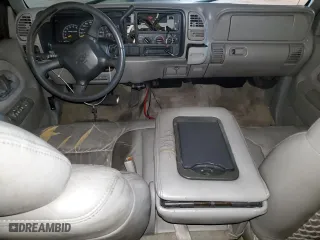 1999 Chevrolet Suburban with VIN 3GNEC16R5XG218523, listed as a Copart auction lot 72568494 with 297,020 mi miles and Salvage Title. Bid and sale history available at carsss.com. Image 8.