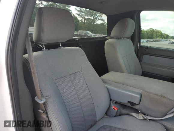 2013 Ford F-150 XL с VIN 1FTMF1EF3DKD68878, выставлен на аукционе Copart как лот 57161805 с пробегом 201 333 миль миль и Списание • Salvage title. История ставок и продаж доступна на DreamBid. Изображение 10.