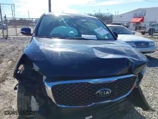 2017 Kia Sorento LX with VIN 5XYPG4A34HG220600, listed as a IAAI auction lot 41363545 with 131,233 mi miles. Bid and sale history available at carsss.com. Image 12.
