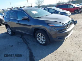2016 Jeep Cherokee Latitude z VIN 1C4PJMCS1GW242738, wystawiony jako IAAI lot #40765174 z przebiegiem 33 196 mil mil oraz . Historia ofert i sprzedaży dostępna na DreamBid. Obrazek 1.