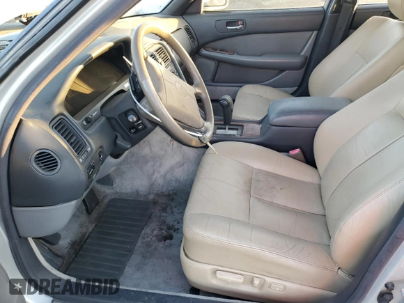 1991 Lexus LS z VIN JT8UF11E7M0085813, wystawiony jako Copart lot #80132324 z przebiegiem 150 417 mil mil oraz Czysty tytuł • Clean title. Historia ofert i sprzedaży dostępna na DreamBid. Obrazek 7.