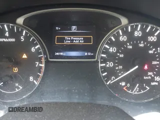 2017 Nissan Pathfinder SV z VIN 5N1DR2MN2HC637647, wystawiony jako IAAI lot #42668153 z przebiegiem 246 190 mil mil oraz . Historia ofert i sprzedaży dostępna na DreamBid. Obrazek 7.