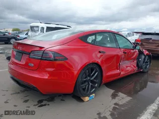 2022 Tesla Model S Plaid with VIN 5YJSA1E61NF485055, listed as a IAAI auction lot 41751134 with 1 mi miles. Bid and sale history available at carsss.com. Image 4.