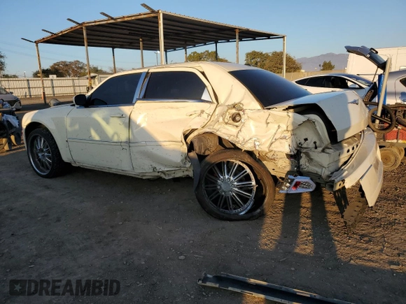2007 Chrysler 300 Touring with VIN 2C3KA53G87H827749, listed as a Copart auction lot 43826045 with 229,853 mi miles and Salvage Title. Bid and sale history available at carsss.com. Image 2.