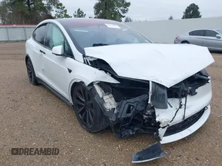 2022 Tesla Model X Plaid with VIN 7SAXCBE68NF333394, listed as a IAAI auction lot 41615086 with Not Provided miles and . Bid and sale history available at carsss.com. Image 1.