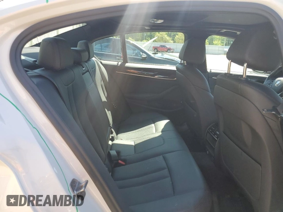 2020 BMW 5 Series 530i xDrive z VIN WBAJR7C08LCD67648, wystawiony jako Copart lot #51497075 z przebiegiem 64 346 mil mil oraz Szkoda całkowita • Salvage title. Historia ofert i sprzedaży dostępna na DreamBid. Obrazek 10.