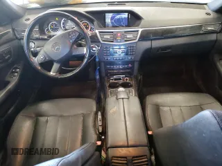 2010 Mercedes-Benz E-Class E 550 Luxury with VIN WDDHF9AB1AA156202, listed as a Copart auction lot 75260754 with 198,686 mi miles and Clean Title. Bid and sale history available at carsss.com. Image 8.