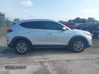 2016 Hyundai Tucson Limited with VIN KM8J33A25GU227907, listed as a IAAI auction lot 42211605 with 142,578 mi miles. Bid and sale history available at carsss.com. Image 13.