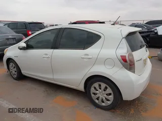 2013 Toyota Prius One z VIN JTDKDTB34D1039552, wystawiony jako IAAI lot #41993490 z przebiegiem 133 728 mil mil oraz . Historia ofert i sprzedaży dostępna na DreamBid. Obrazek 14.