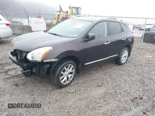 2011 Nissan Rogue SV z VIN JN8AS5MV0BW254569, wystawiony jako IAAI lot #41510424 z przebiegiem 146 978 mil mil oraz . Historia ofert i sprzedaży dostępna na DreamBid. Obrazek 2.