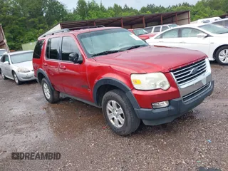 2007 Ford Explorer XLT z VIN 1FMEU63E27UA33830, wystawiony jako IAAI lot #42235429 z przebiegiem 322 272 mil mil oraz . Historia ofert i sprzedaży dostępna na DreamBid. Obrazek 1.