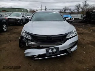 2017 Honda Accord Sedan Sport with VIN 1HGCR2F54HA039733, listed as a Copart auction lot 47777895 with 152,129 mi miles and Salvage Title. Bid and sale history available at carsss.com. Image 10.