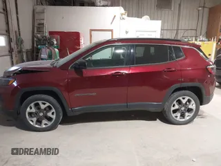 2022 Jeep Compass Latitude with VIN 3C4NJDBBXNT110637, listed as a IAAI auction lot 41967575 with 36,933 mi miles and . Bid and sale history available at DreamBid. Image 14.