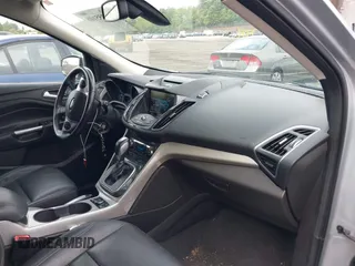 2013 Ford Escape SEL с VIN 1FMCU9H97DUC06371, выставлен на аукционе IAAI как лот 42255108 с пробегом 158 024 миль миль и . История ставок и продаж доступна на DreamBid. Изображение 5.