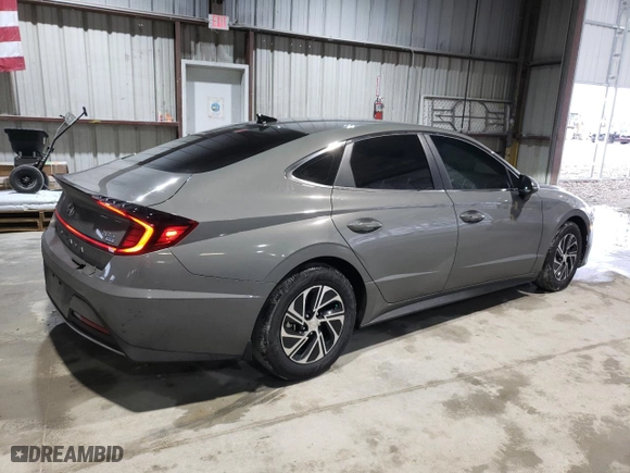 2021 Hyundai Sonata Hybrid Blue with VIN KMHL24JJ8MA025827, listed as a Copart auction lot 43350725 with 27,722 mi miles and Salvage Title. Bid and sale history available at carsss.com. Image 3.