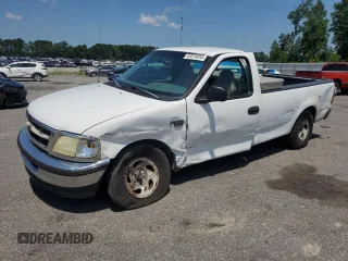 1998 Ford F-150 z VIN 1FTZF17WXWNA63933, wystawiony jako Copart lot #63816855 z przebiegiem 146 000 mil mil oraz Szkoda całkowita • Salvage title. Historia ofert i sprzedaży dostępna na DreamBid. Obrazek 1.