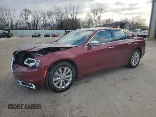 2016 Chrysler 300 C z VIN 2C3CCAKG9GH106476, wystawiony jako Copart lot #83450414 z przebiegiem 169 008 mil mil oraz Nie do naprawy • Non repairable. Historia ofert i sprzedaży dostępna na DreamBid. Obrazek 1.