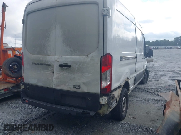 2015 Ford Transit with VIN 1FTSW2CM0FKA78468, listed as a IAAI auction lot 42493393 with 266,267 mi miles and . Bid and sale history available at DreamBid. Image 4.