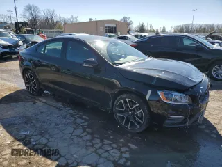 2018 Volvo S60 Dynamic with VIN YV140MTL8J2460585, listed as a Copart auction lot 46281405 with 46,525 mi miles and Salvage Title. Bid and sale history available at carsss.com. Image 4.
