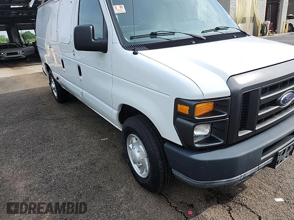 2010 Ford Econoline Cargo Commercial z VIN 1FTNE2EL2ADA74603, wystawiony jako IAAI lot #42511184 z przebiegiem 161 715 mil mil oraz . Historia ofert i sprzedaży dostępna na DreamBid. Obrazek 24.