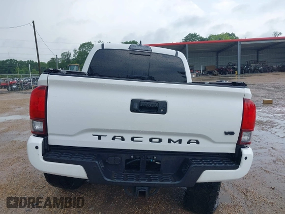 2019 Toyota Tacoma SR z VIN 3TMCZ5AN0KM232852, wystawiony jako IAAI lot #42178269 z przebiegiem 71 545 mil mil oraz . Historia ofert i sprzedaży dostępna na DreamBid. Obrazek 16.