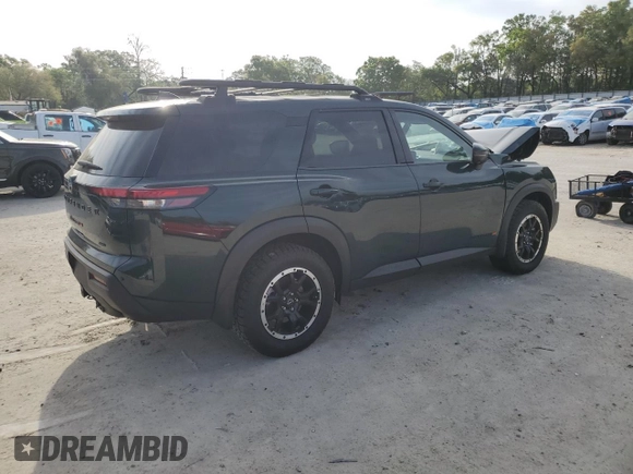 2024 Nissan Pathfinder Rock Creek z VIN 5N1DR3BD3RC304567, wystawiony jako Copart lot #50443925 z przebiegiem Nie podano mil oraz Nie do naprawy • Non repairable. Historia ofert i sprzedaży dostępna na DreamBid. Obrazek 3.