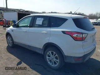 2017 Ford Escape SE with VIN 1FMCU9GD4HUB55262, listed as a IAAI auction lot 41792973 with 98,407 mi miles. Bid and sale history available at carsss.com. Image 3.