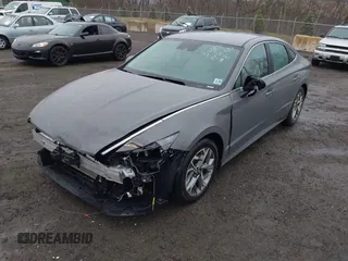 2023 Hyundai Sonata SEL z VIN KMHL64JA2PA256098, wystawiony jako IAAI lot #41846406 z przebiegiem 17 297 mil mil oraz . Historia ofert i sprzedaży dostępna na DreamBid. Obrazek 2.